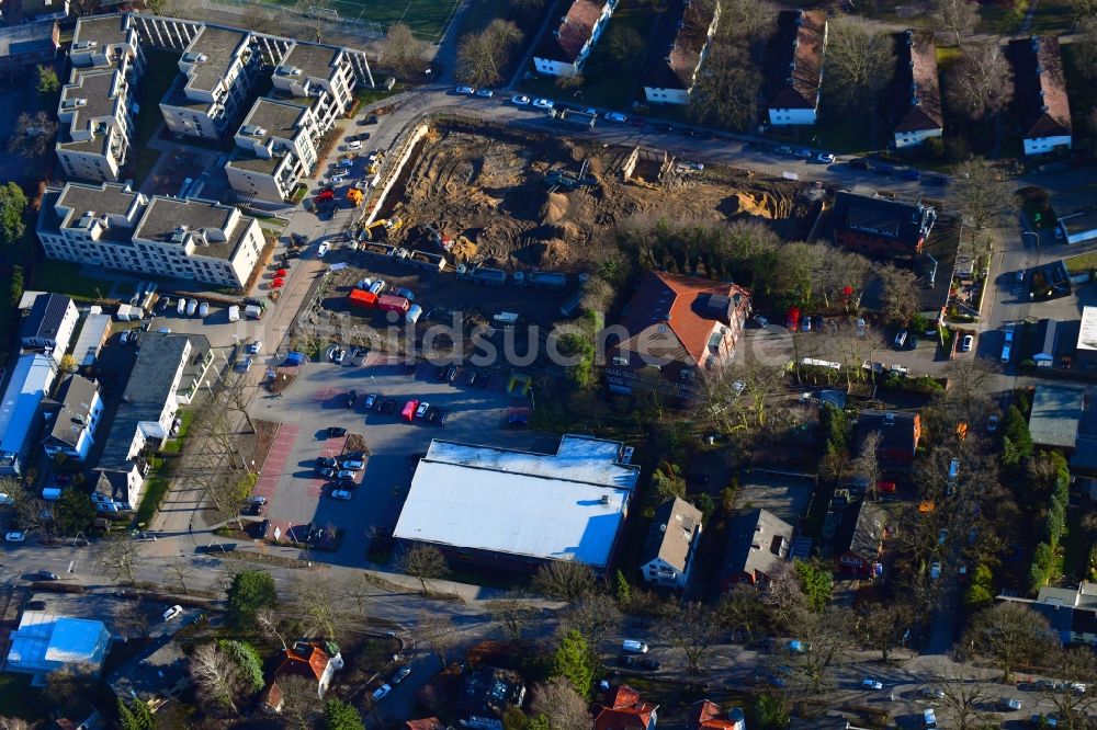 Hamburg von oben - Neubau des Unternehmens-Verwaltungsgebäude der Ppw Polyplan Werkzeuge GmbH im Ortsteil Schnelsen in Hamburg, Deutschland