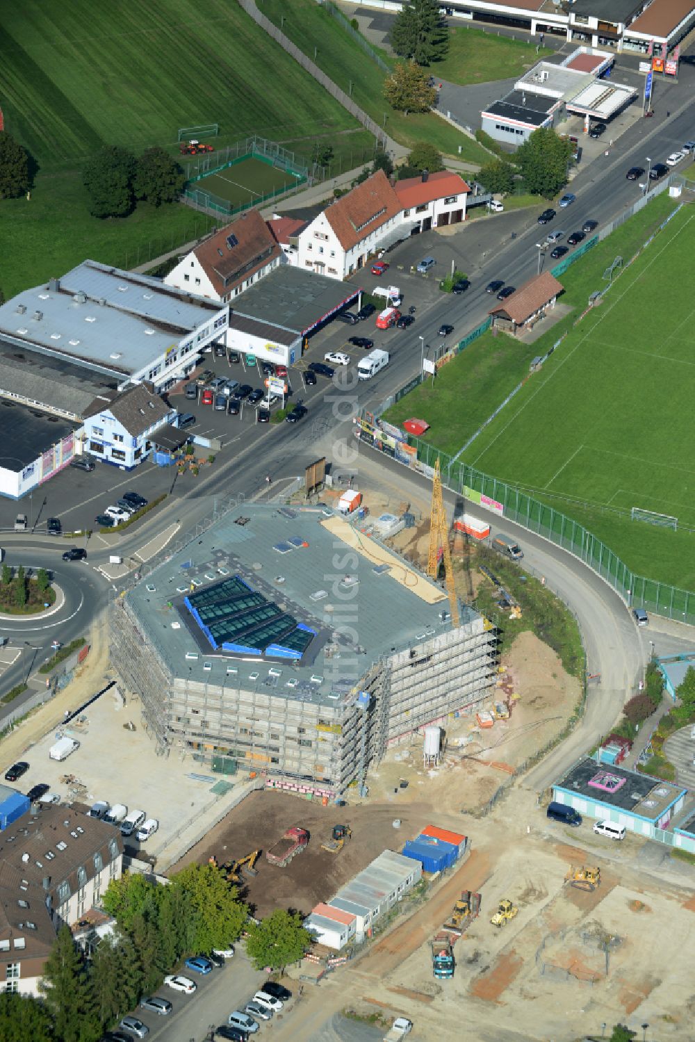 Luftbild Lohr am Main - Neubau Veranstaltungshalle Stadthalle in Lohr am Main im Bundesland Bayern, Deutschland