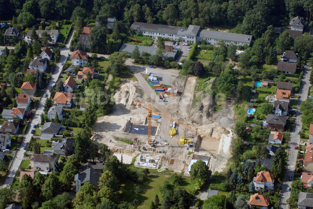 Luftbild Berlin - Neubau - Villa im Wohngebiet einer Einfamilienhaus- Siedlung in Berlin, Deutschland