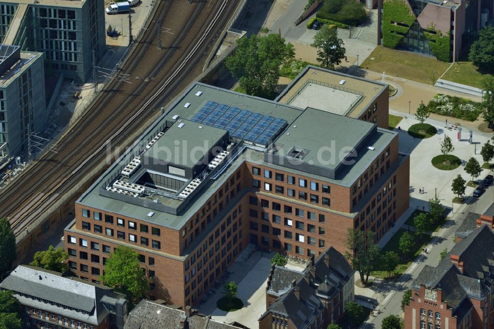 Berlin Mitte aus der Vogelperspektive: Neubau Vorklinik und Forschungsgebäude am Universitätsklinikum Campus Charite Mitte ( CCM ) im Ortsteil Mitte in Berlin