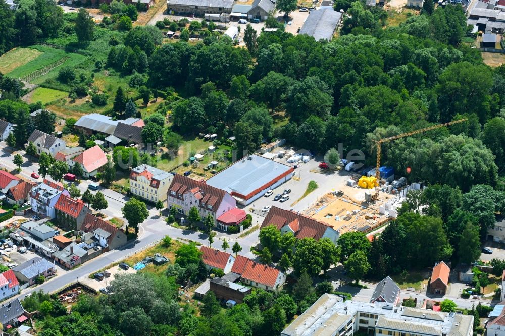 Luftbild Werneuchen - Neubau Wohn- und Geschäftshaus Breite Straße in Werneuchen im Bundesland Brandenburg, Deutschland