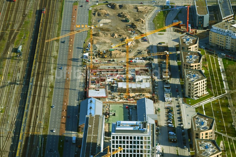 Mannheim aus der Vogelperspektive: Neubau Wohn- und Geschäftshaus LIV. Mannheim an der Glücksteinallee im Ortsteil Lindenhof in Mannheim im Bundesland Baden-Württemberg, Deutschland