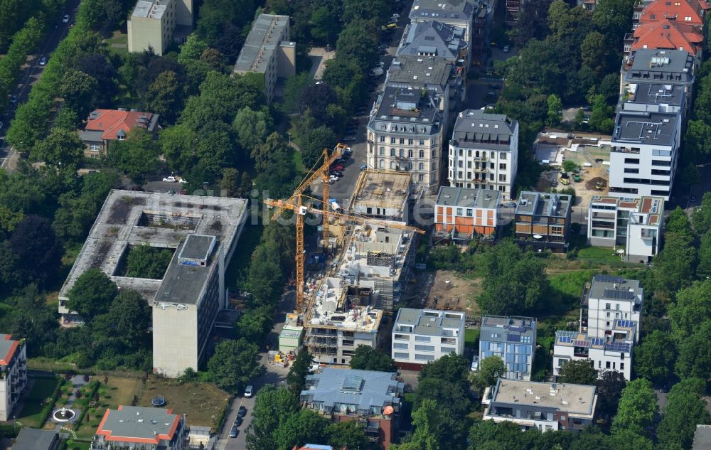 Leipzig von oben - Neubau- Wohnanlage mit modernen Stadthäusern und Mehrfamilienhäusern an der Schwägerichenstraße in Leipzig im Bundesland Sachsen