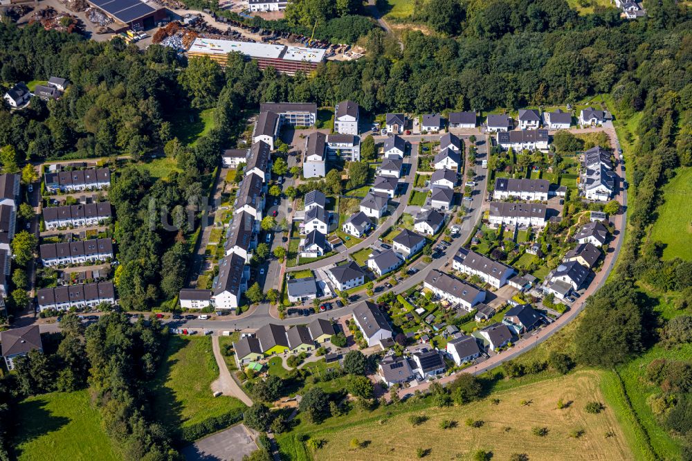 Luftbild Schwelm - Neubau- Wohngebiet mit Einfamilien- und Mehrfamilien- Häusern Am Brunnenhof im Norden von Schwelm im Bundesland Nordrhein-Westfalen