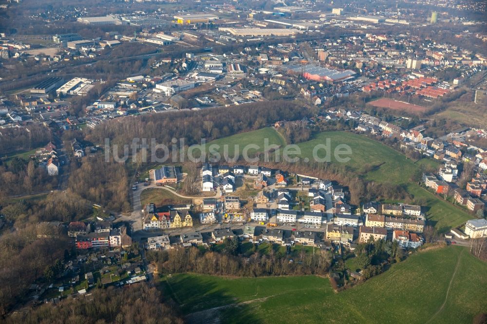 Luftaufnahme Bochum - Neubau Wohngebiet einer Mehrfamilienhaus-Wohnanlage am Dorneburger Mühlebach in Bochum im Bundesland Nordrhein-Westfalen