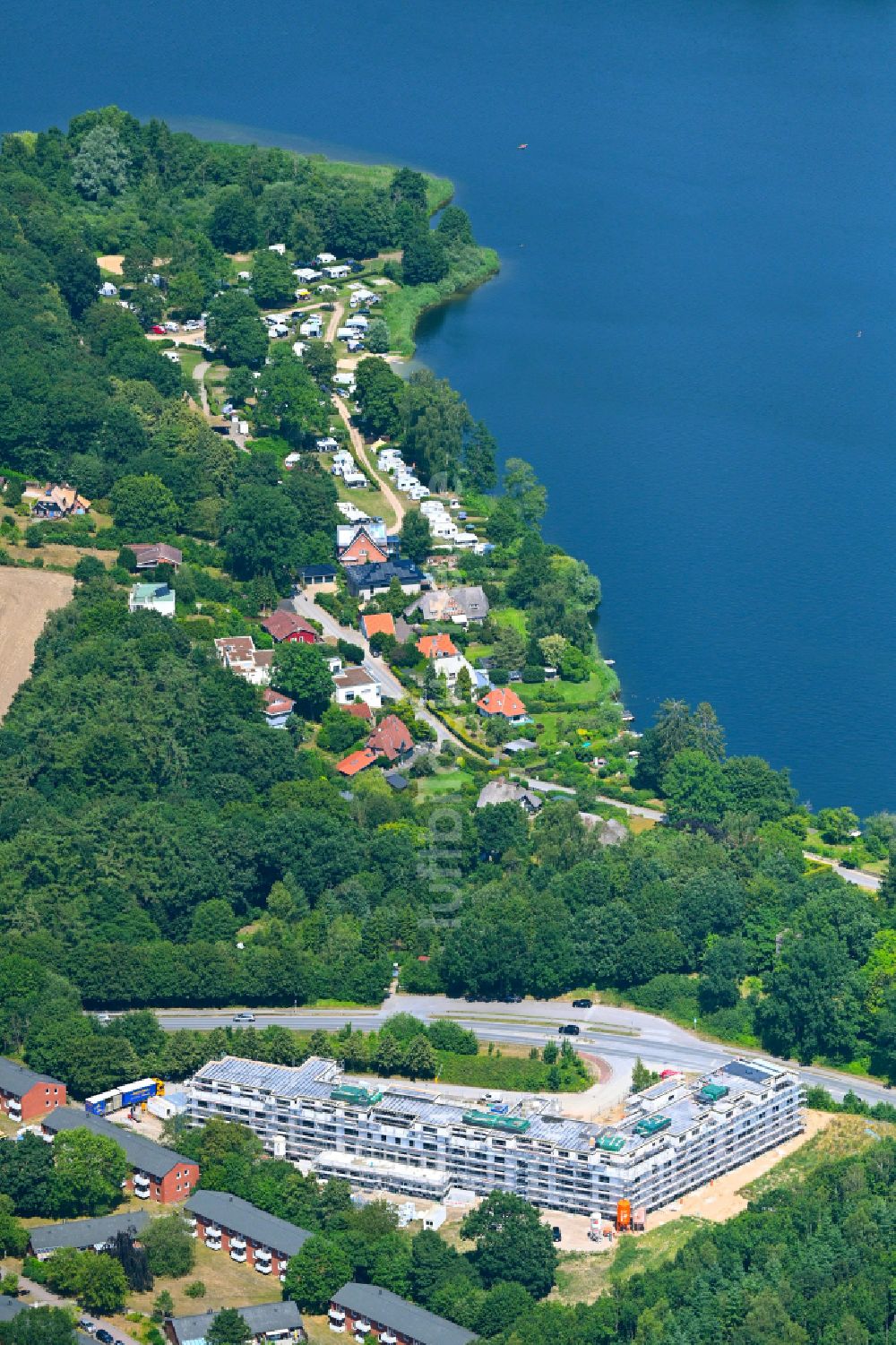 Eutin aus der Vogelperspektive: Neubau- Wohngebiet einer Reihenhaus- Siedlung Convivo-Park in Eutin im Bundesland Schleswig-Holstein, Deutschland