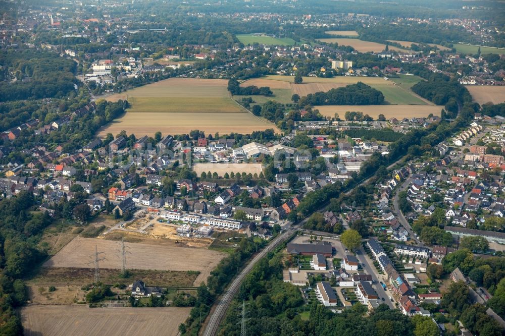 Gelsenkirchen von oben - Neubau- Wohngebiet einer Reihenhaus- Siedlung Am Prangebach in Gelsenkirchen im Bundesland Nordrhein-Westfalen, Deutschland