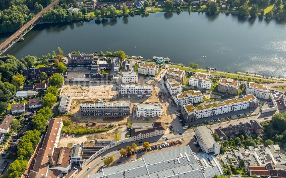 Luftbild Essen - Neubau- Wohngebiet einer Reihenhaus- Siedlung zwischen der Ringstraße und der Bachstraße in Essen im Bundesland Nordrhein-Westfalen, Deutschland