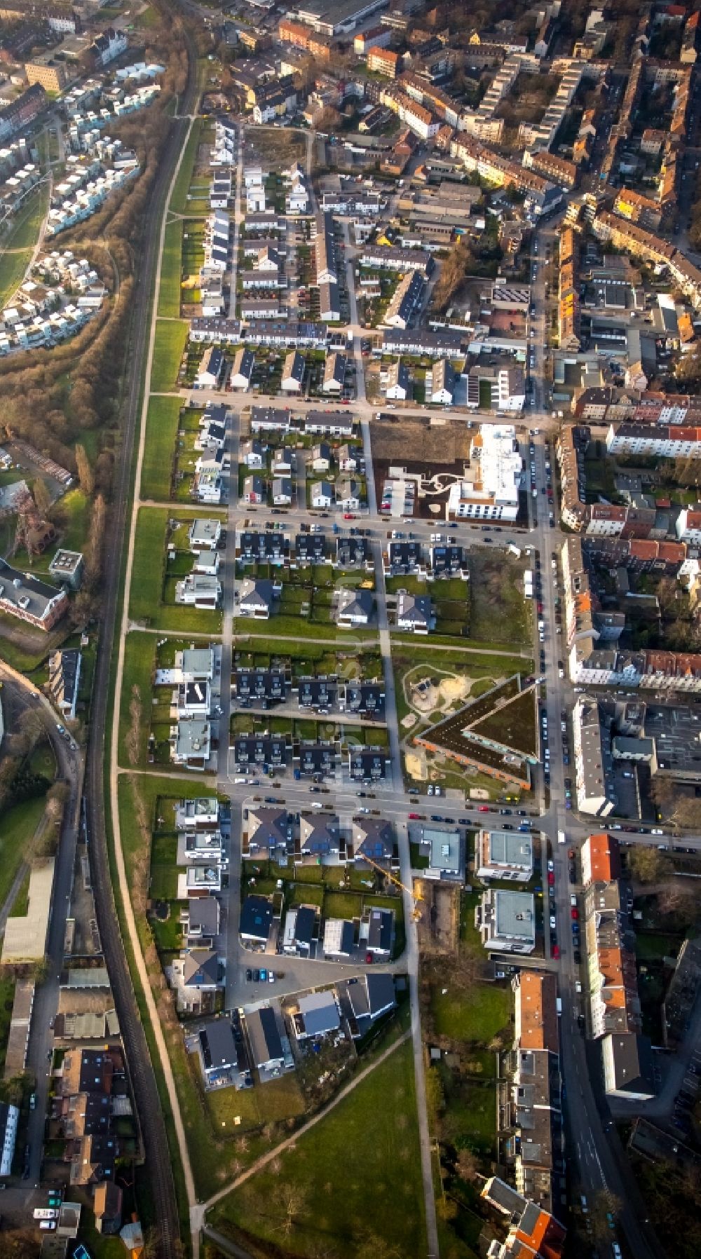 Luftbild Gelsenkirchen - Neubau- und Wohngebiets- Siedlung am ehemaligen Küppersbuschgelände in Gelsenkirchen im Bundesland Nordrhein-Westfalen