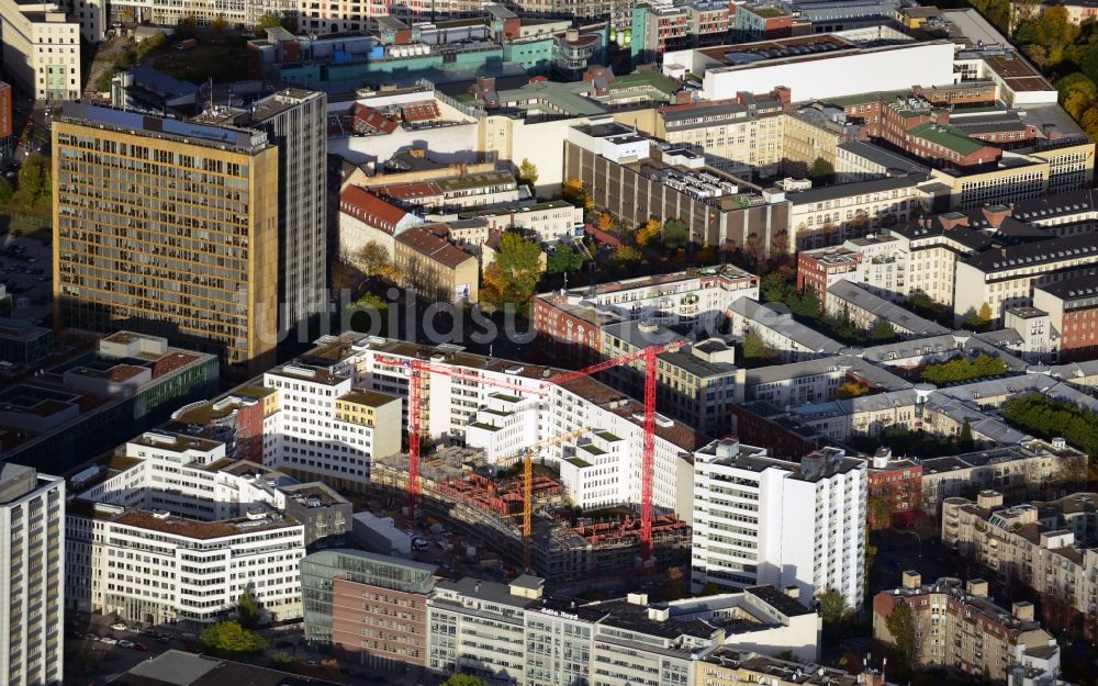 Luftbild Berlin - Neubau von Wohnhäusern am Markgrafenpark an der Grenze der Ortsteile Kreuzberg und Mitte in Berlin