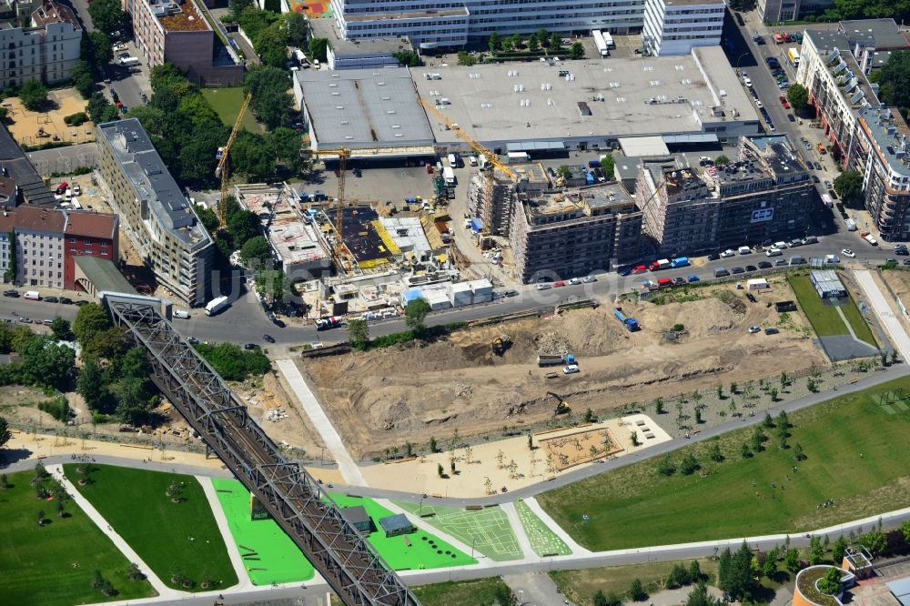 Luftbild Berlin Kreuzberg - Neubau des Wohnprojekts Flottwell Living an der Flottwellstraße in Berlin Kreuzberg