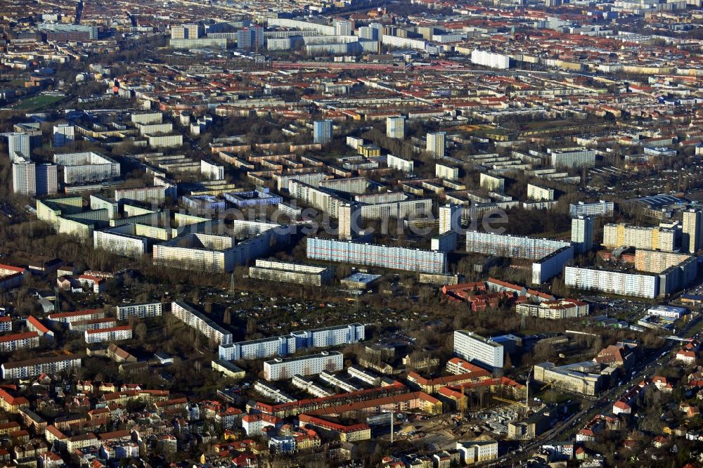 Berlin OT Karlshorst von oben - Neubau eines Wohnquartiers im Ortsteil Karlshorst in Berlin