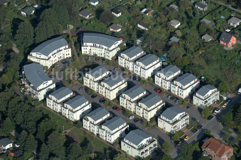 Luftaufnahme Berlin - Neubaukomplex in Berlin Karow-Nord