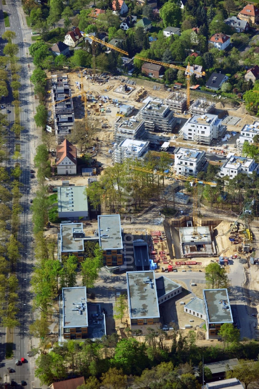 Berlin, Dahlem von oben - Neubauprojekt Oskar-Helene-Park im Ortsteil Dahlem in Berlin