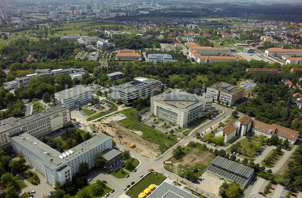 Halle (Saale) von oben - Neubauten am Campus Heide Süd und am Technologiepark Weinberg Campus in Halle (Saale) im Bundesland Sachsen-Anhalt