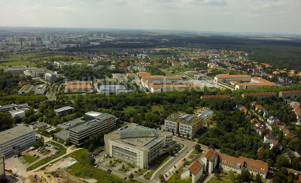 Halle (Saale) aus der Vogelperspektive: Neubauten am Campus Heide Süd und am Technologiepark Weinberg Campus in Halle (Saale) im Bundesland Sachsen-Anhalt