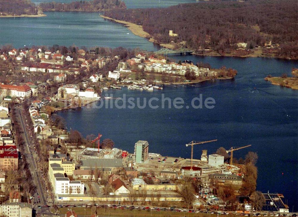 Potsdam aus der Vogelperspektive: Neubauten am Gelände des alten Gaswerkes an der Schiffbauergasse/ Berliner Straße am Tiefen See in Potsdam Firmen: 1) König Spezialtiefbau <www