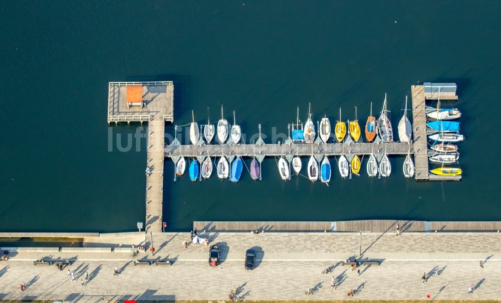 Dortmund von oben - Neubauten am Phoenixsee in Dortmund in Nordrhein-Westfalen