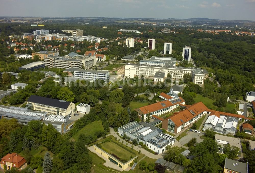 Halle (Saale) von oben - Neubauten am Technologiepark Weinberg Campus in Halle (Saale) im Bundesland Sachsen-Anhalt