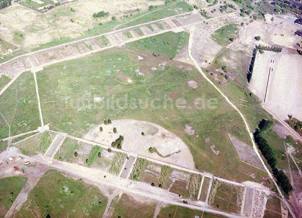 Luftbild Berlin - Johannisthal - Neubepflanzungen auf dem ehem. Flugplatz Johannisthal.