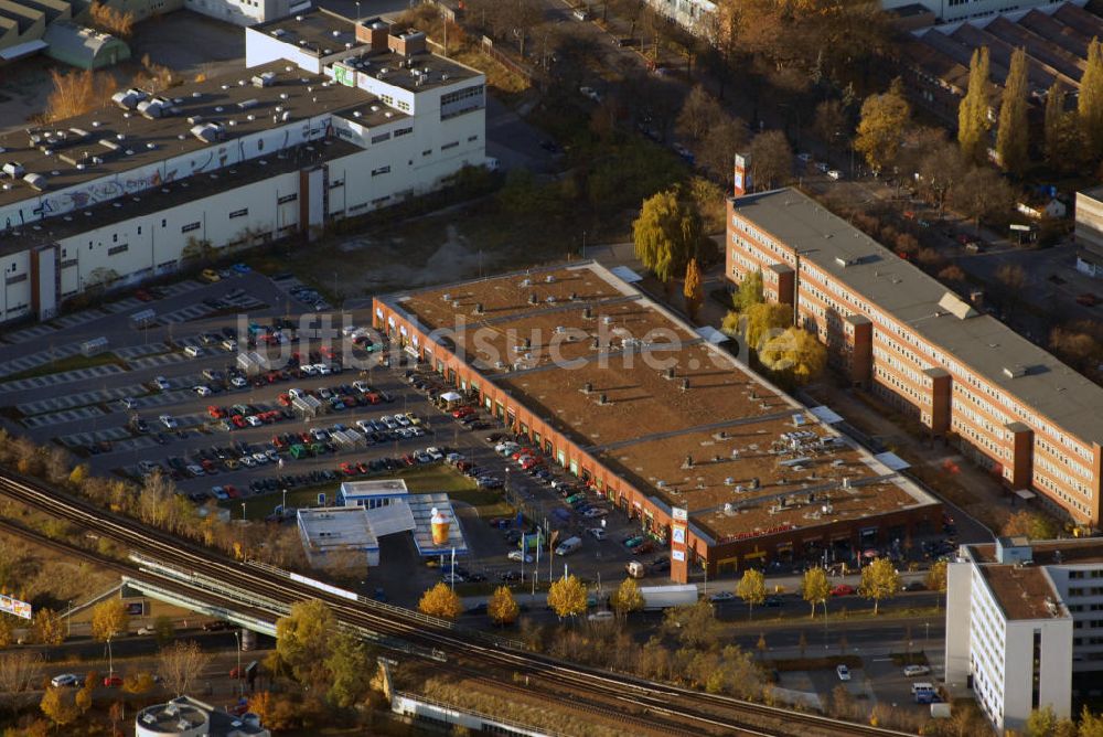 Berlin von oben - Neucölln Carree in Berlin-Neukölln