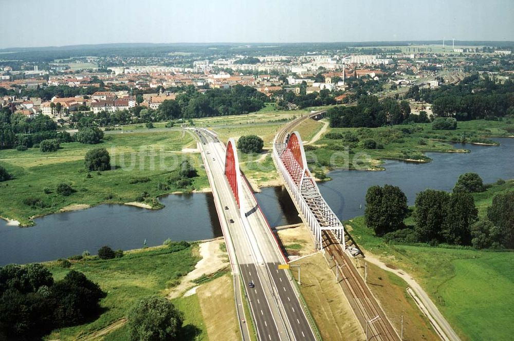 Luftbild Wittenberg - Neue Elbbrücke am südlichen Stadtrrand von Wittenberg / BRB