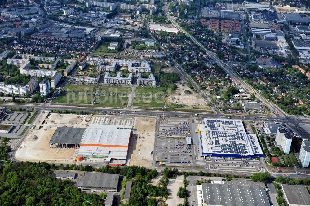 Luftbild Berlin Lichtenberg - Neue Ikea-Filiale und Baustelle des neuen Globus-Baumarkts in Berlin-Lichtenberg