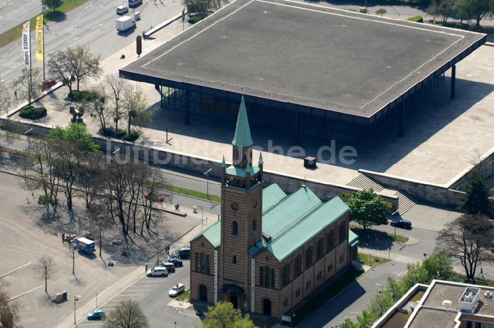 Berlin von oben - Neue Nationalgalerie und St. Mathäus Kirche