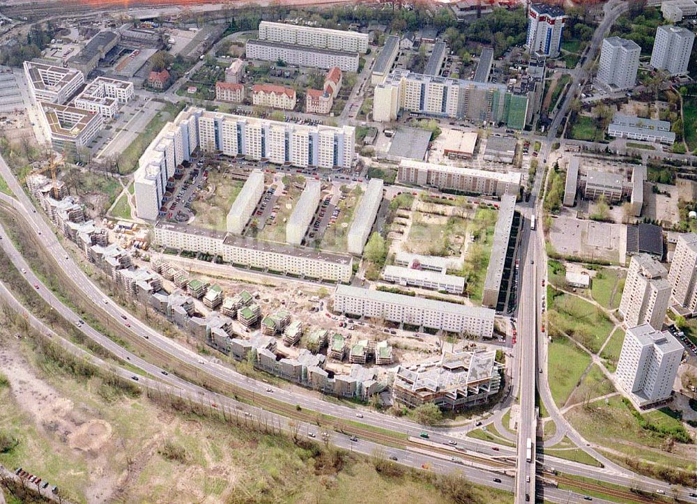 Luftaufnahme Potsdam - Neue Wohnbauten am Hans - Marchwitza-Ring im Zentrum-Ost in Potsdam