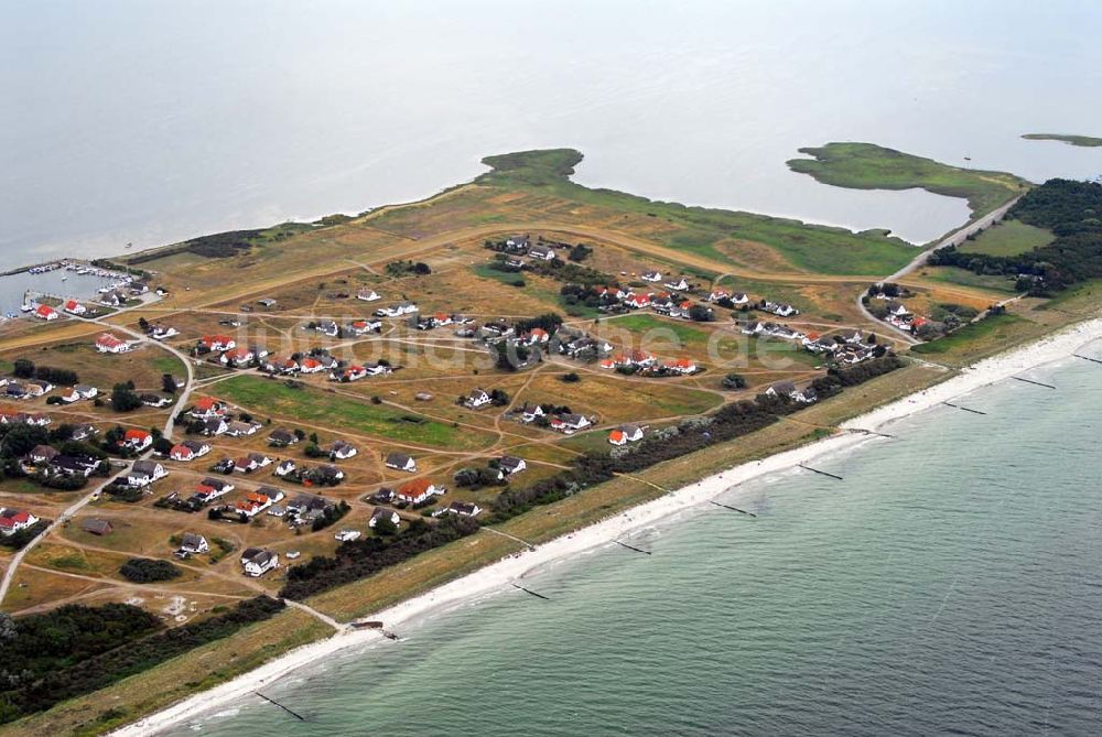 Neuendorf auf Hiddensee aus der Vogelperspektive: Neuendorf auf Hiddensee