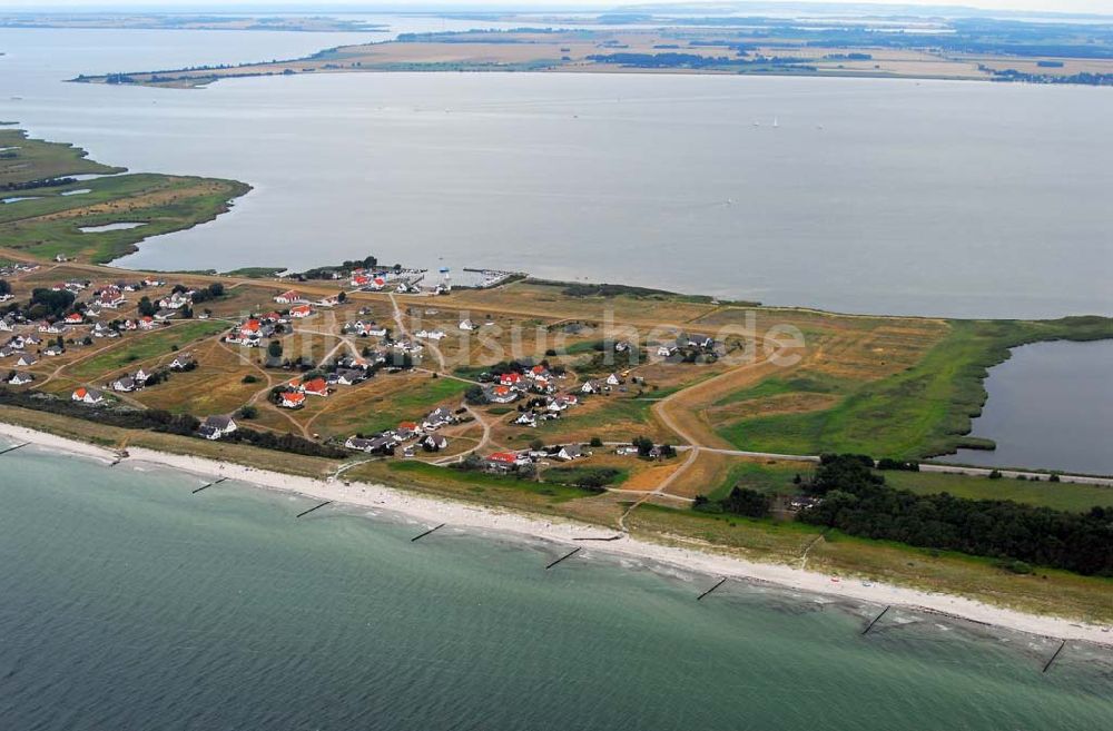 Neuendorf auf Hiddensee aus der Vogelperspektive: Neuendorf auf Hiddensee