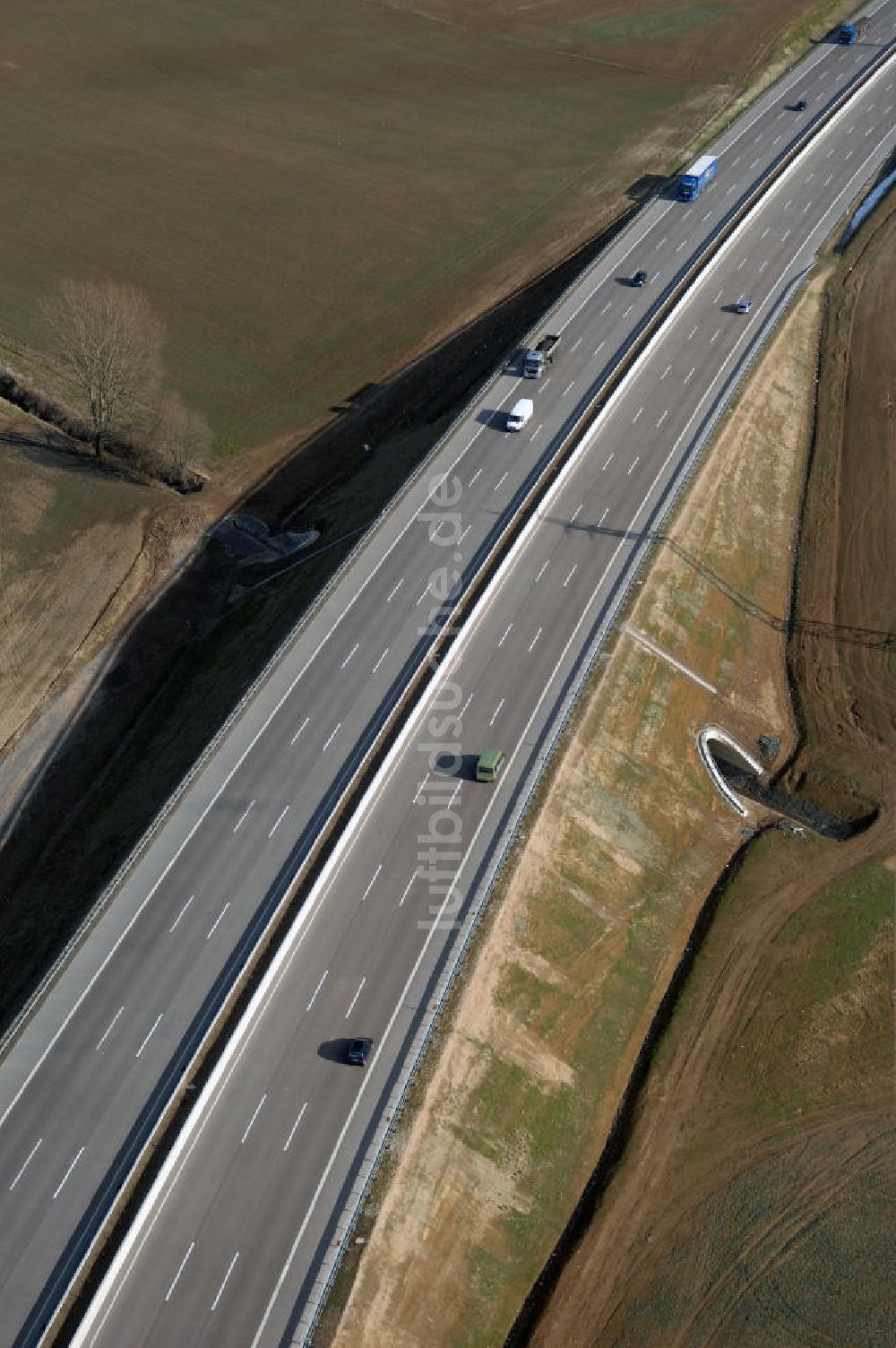 Luftbild Hötzelsroda - Neuer A4 -Autobahnverlauf bei Hötzelsroda - new A4 motorway course E40 / A4 near hötzelsroda in thuringia