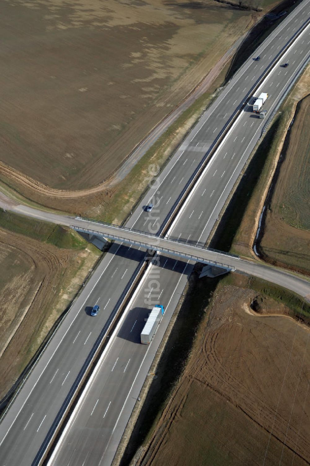 Luftbild Hötzelsroda - Neuer A4 -Autobahnverlauf bei Hötzelsroda - new A4 motorway course E40 / A4 near hötzelsroda in thuringia