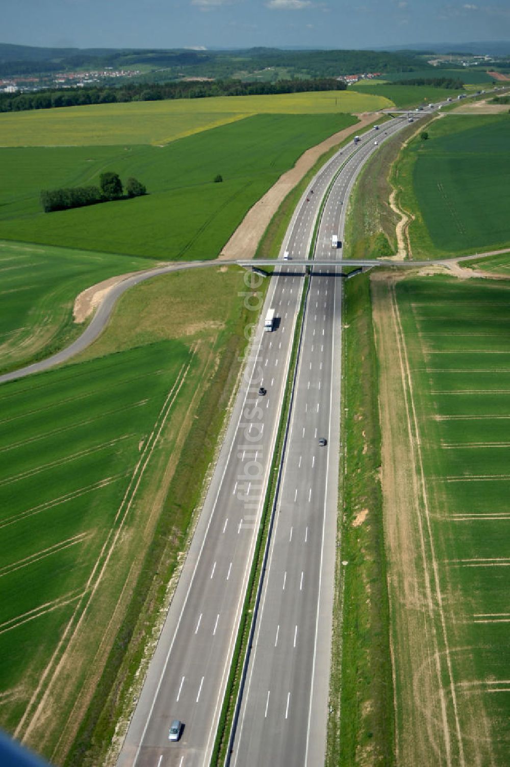 Luftbild Hötzelsroda - Neuer A4 -Autobahnverlauf bei Hötzelsroda - new A4 motorway course E40 / A4 near Hötzelsroda in thuringia