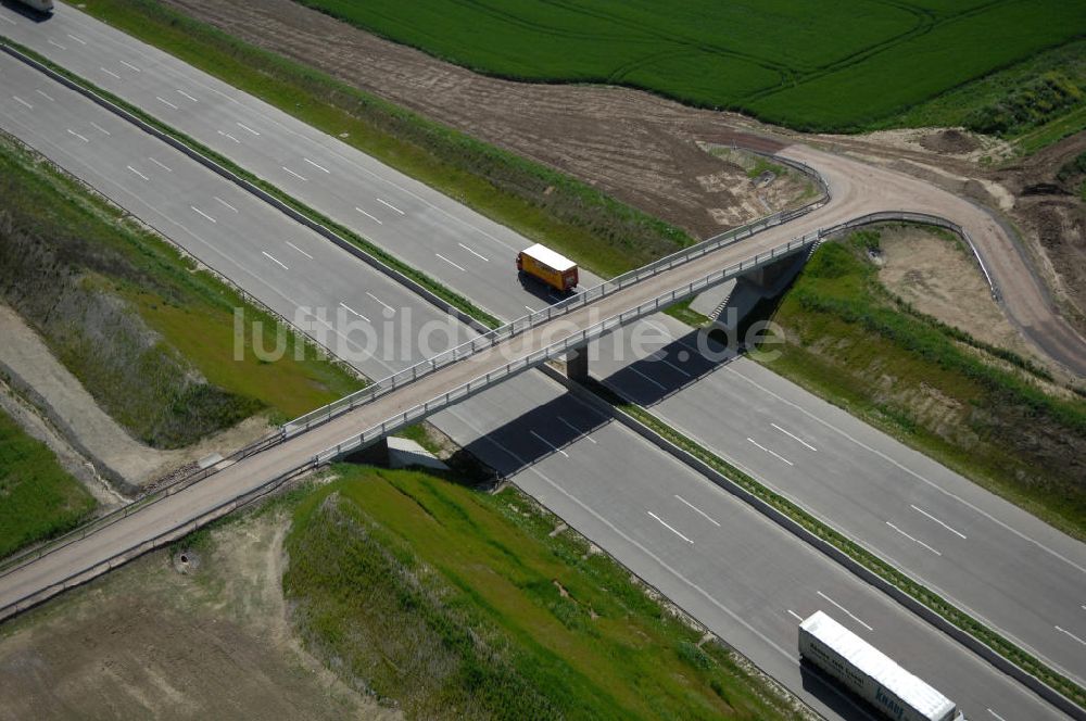 Luftbild Hötzelsroda - Neuer A4 -Autobahnverlauf bei Hötzelsroda - new A4 motorway course E40 / A4 near Hötzelsroda in thuringia