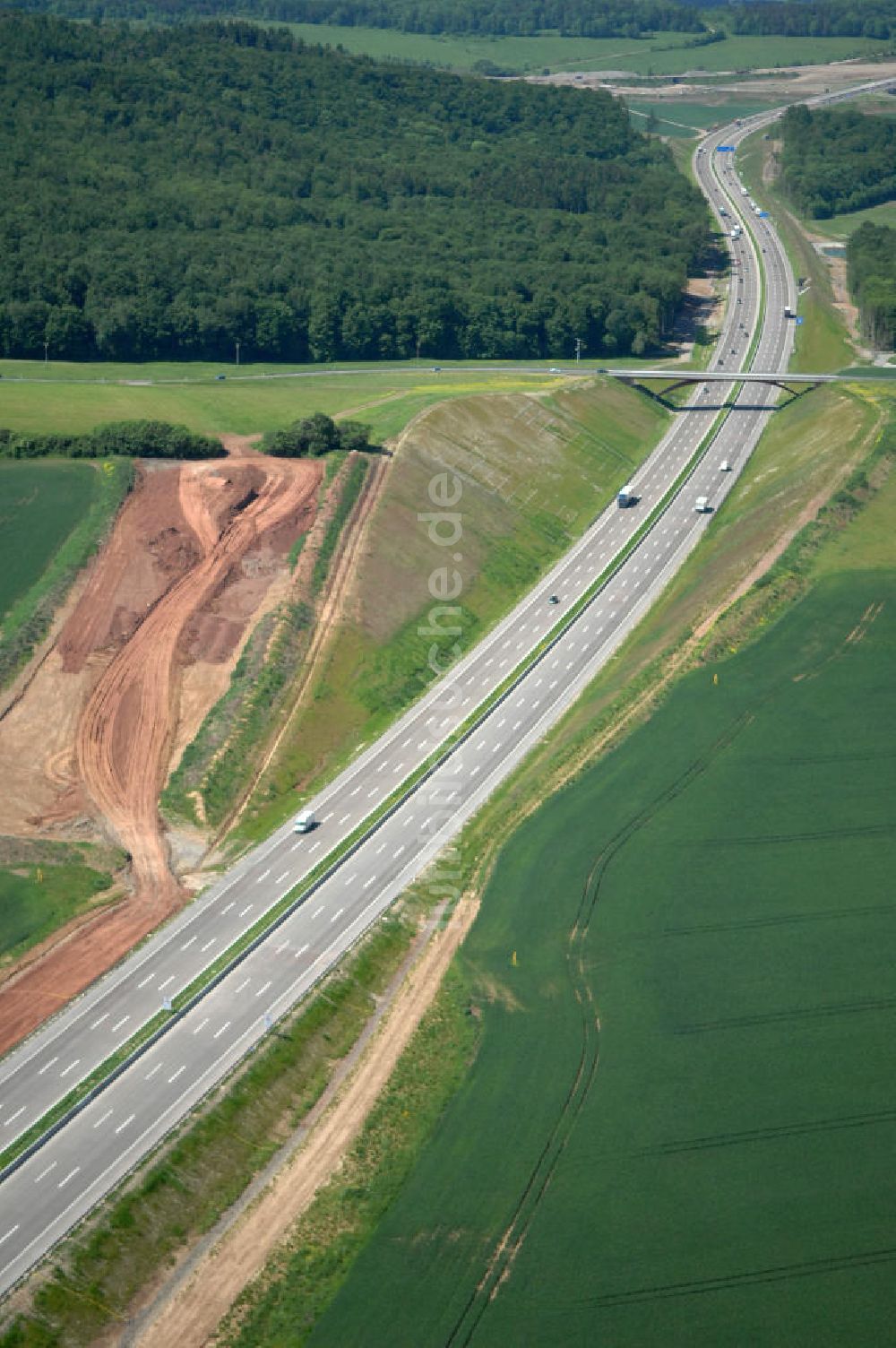 Luftaufnahme Hötzelsroda - Neuer A4 -Autobahnverlauf bei Hötzelsroda - new A4 motorway course E40 / A4 near Hötzelsroda in thuringia