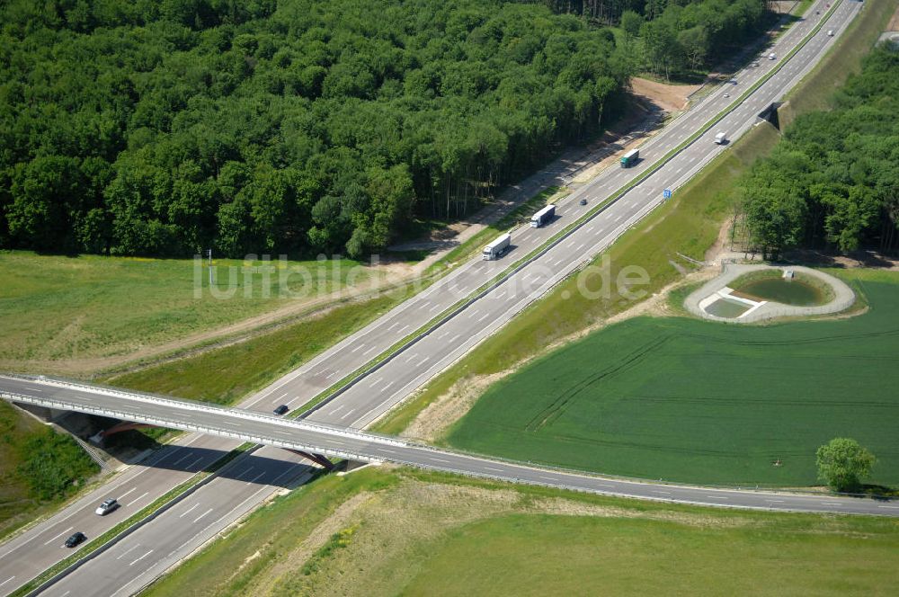 Luftbild Hötzelsroda - Neuer A4 -Autobahnverlauf bei Hötzelsroda - new A4 motorway course E40 / A4 near Hötzelsroda in thuringia