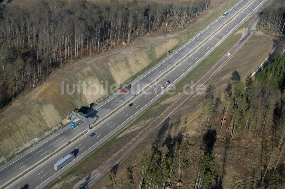 Stregda von oben - Neuer A4 -Autobahnverlauf bei Stregda - new A4 motorway course E40 / A4 near Stregda in thuringia