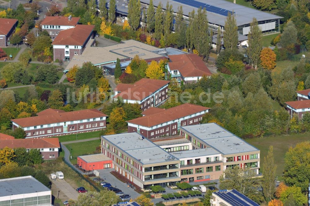 Luftaufnahme Greifswald - Neuer Erweiterungsbau für das Berufliche Diagnostik- und Förderzentrum des Berufsbildungswerks in Greifswald im Bundesland Mecklenburg-Vorpommern