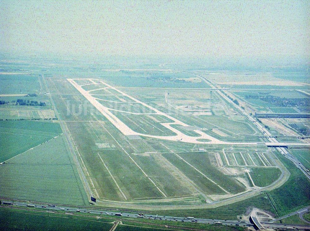 Leipzig - Schkeuditz von oben - Neuer Flughafen Leipzig - Schkeuditz