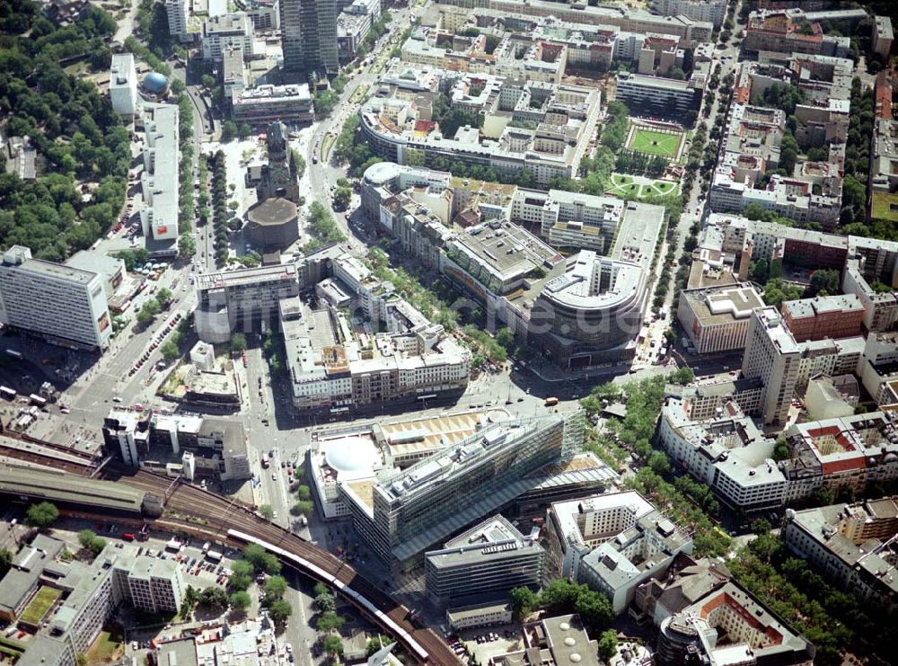 Berlin - Charlottenburg aus der Vogelperspektive: Neuerbautes Kranzlereck am Berliner Kurfürstendamm in Berlin - Charlottenburg.