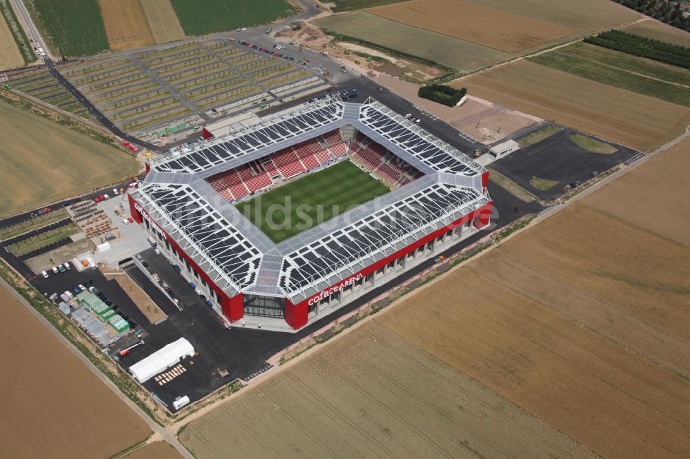 Mainz aus der Vogelperspektive: Neues eingeweihtes Fußball- Stadion Coface-Arena in Mainz