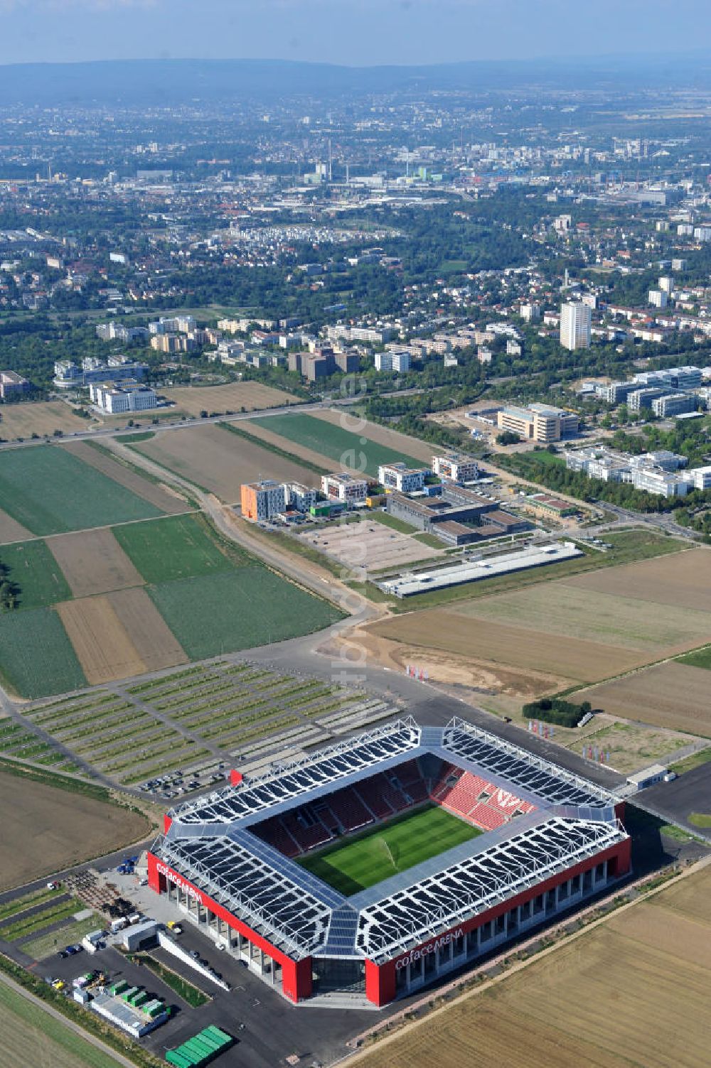 Luftaufnahme Mainz - Neues eingeweihtes Fußball- Stadion Coface-Arena in Mainz