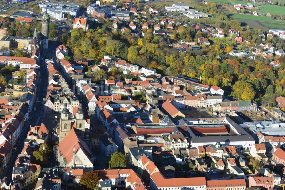 Wittenberg aus der Vogelperspektive: Neues Einkaufszentrums Arsenal in der Innensatdt von Wittenberg in Sachsen-Anhalt