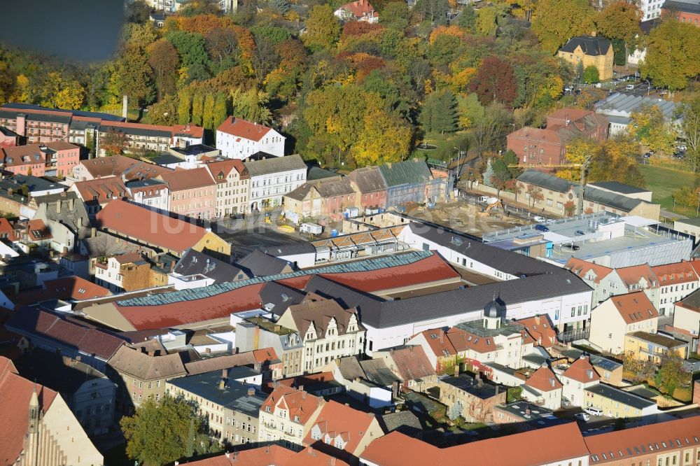 Wittenberg von oben - Neues Einkaufszentrums Arsenal in der Innensatdt von Wittenberg in Sachsen-Anhalt