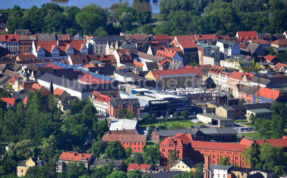 Luftaufnahme Wittenberg - Neues Einkaufszentrums Arsenal in der Innensatdt von Wittenberg in Sachsen-Anhalt