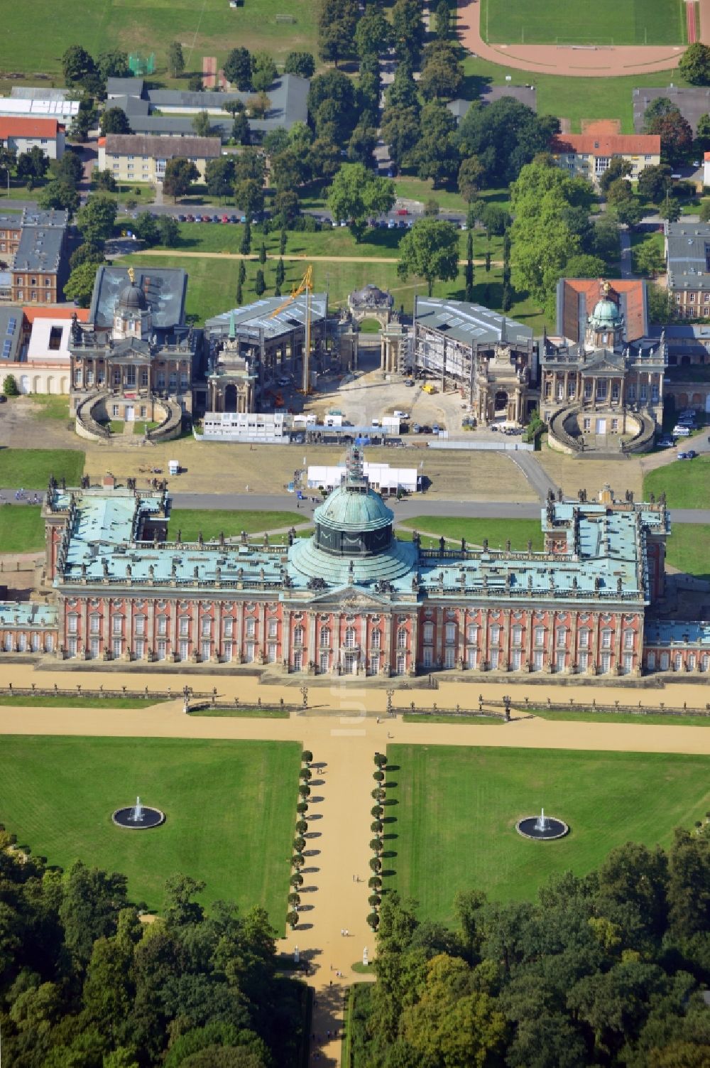 Potsdam aus der Vogelperspektive: Neues Palais und die Communs in Potsdam