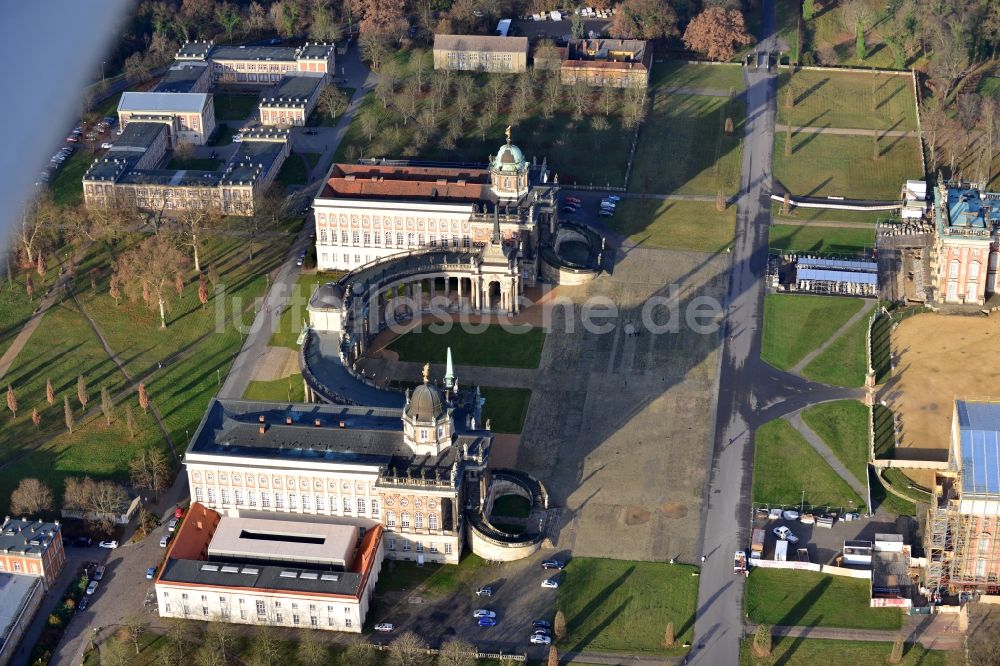 Potsdam aus der Vogelperspektive: Neues Palais und die Communs on Potsdam im Bundesland Brandenburg