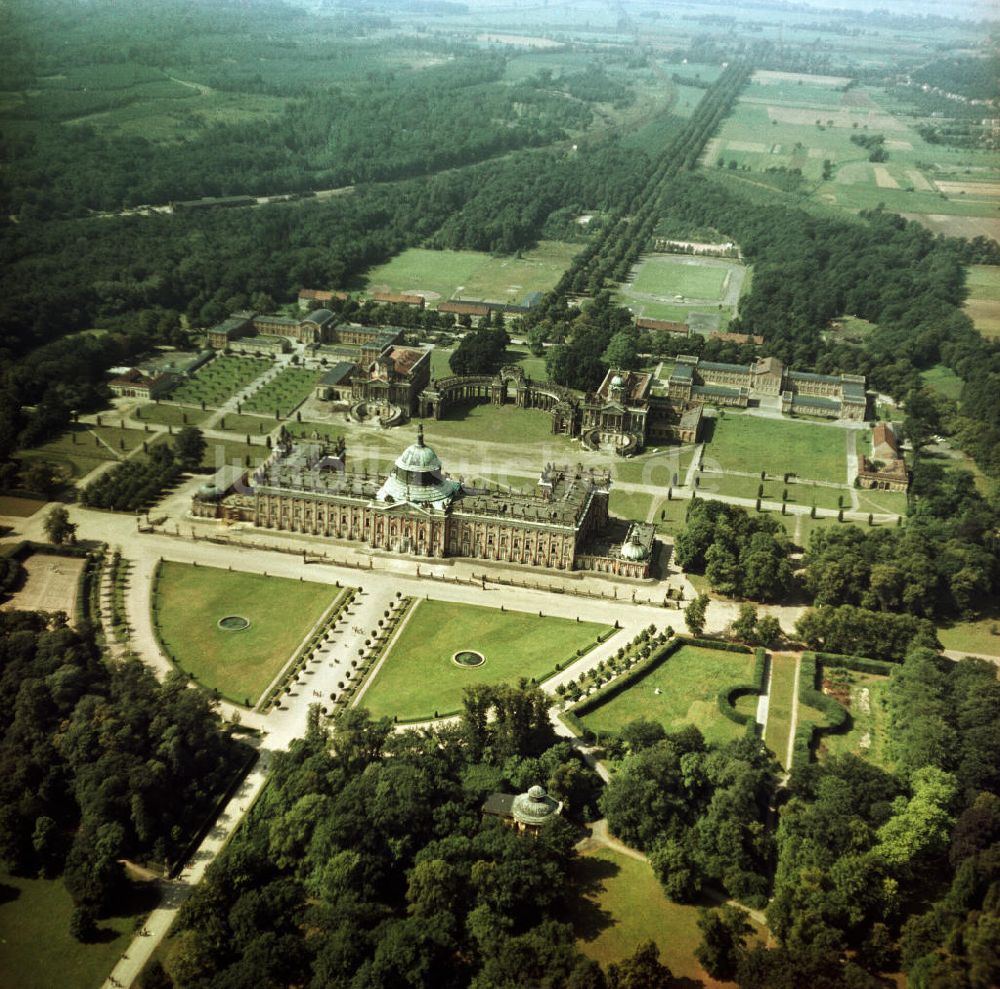 Potsdam von oben - Neues Palais in Potsdam