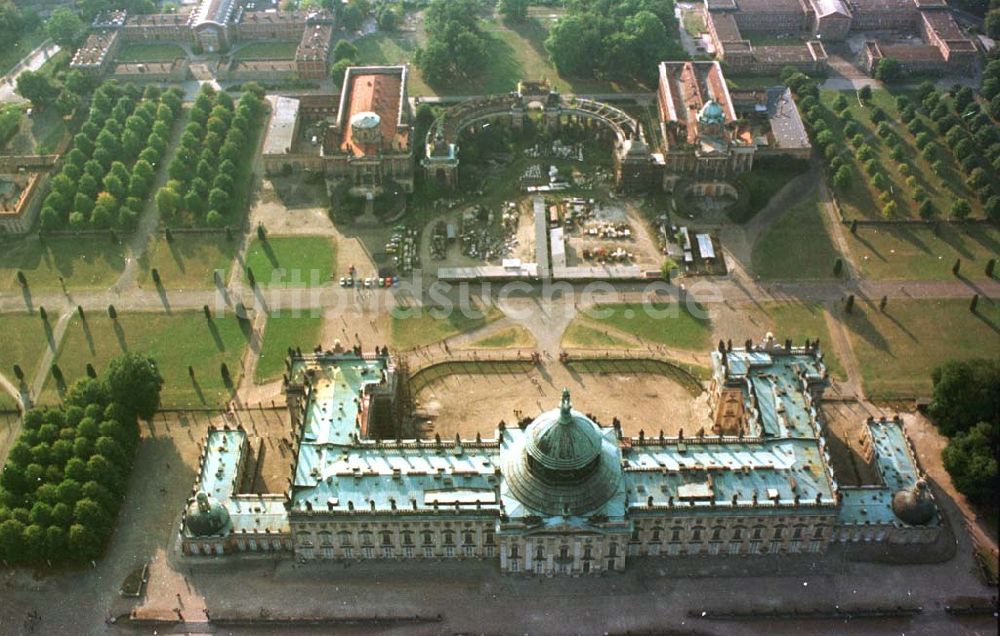 Luftbild Potsdam - 04.10.1993 Neues Palais Potsdam